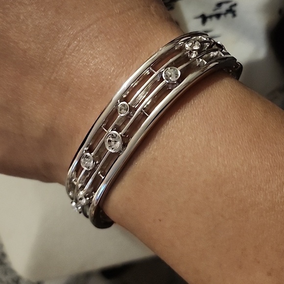 Swarovski Bracelet with crystals - Picture 1 of 9